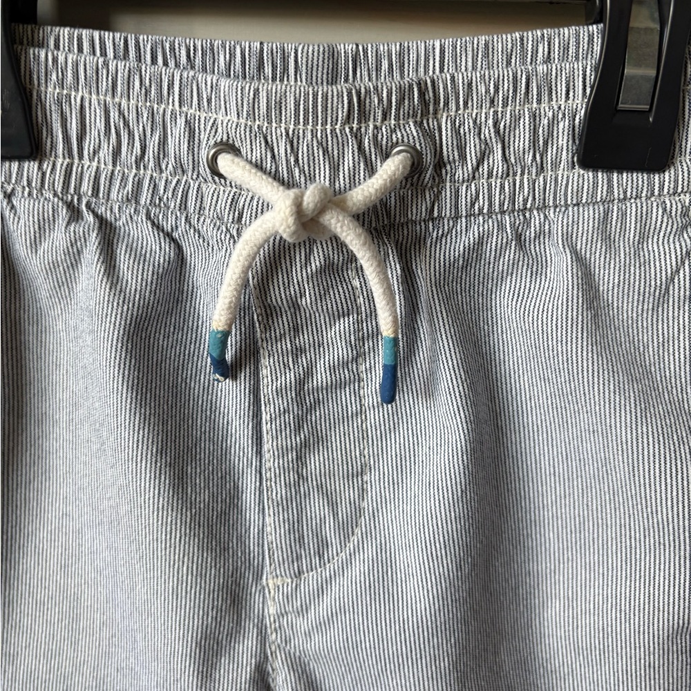Gap Navy and White Shorts - Picture 3 of 4